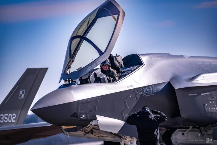 Pierwszy polski pilot za sterami F-35 (fot. st. sierż. Rafał Samluk, Combat Camera)2