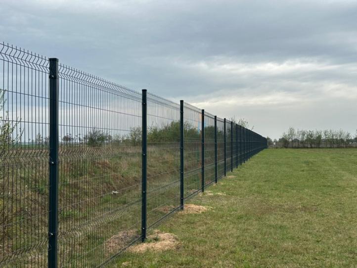 Ogrodzone lotnisko EPPT (fot. Aeroklub Ziemi Piotrkowskiej)4