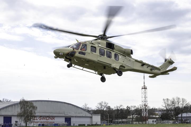 Pierwszy lot testowy śmigłowca AW149 polskiej produkcji (fot. Agencja Uzbrojenia, MON)2 Pierwszy lot testowy śmigłowca AW149 polskiej produkcji (fot. Agencja Uzbrojenia, MON)2