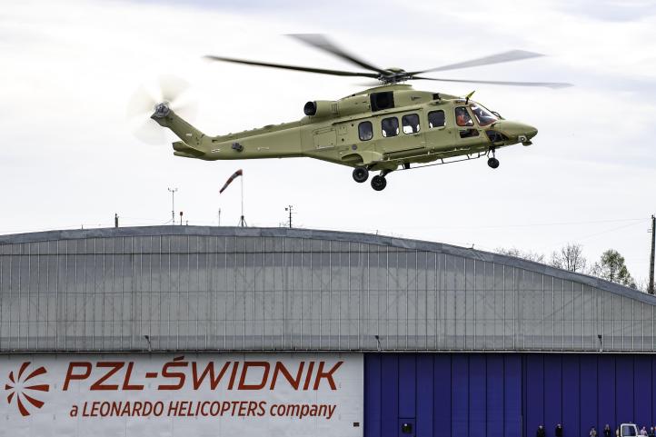 Pierwszy lot testowy śmigłowca AW149 polskiej produkcji (fot. Agencja Uzbrojenia, MON)3 Pierwszy lot testowy śmigłowca AW149 polskiej produkcji (fot. Agencja Uzbrojenia, MON)3
