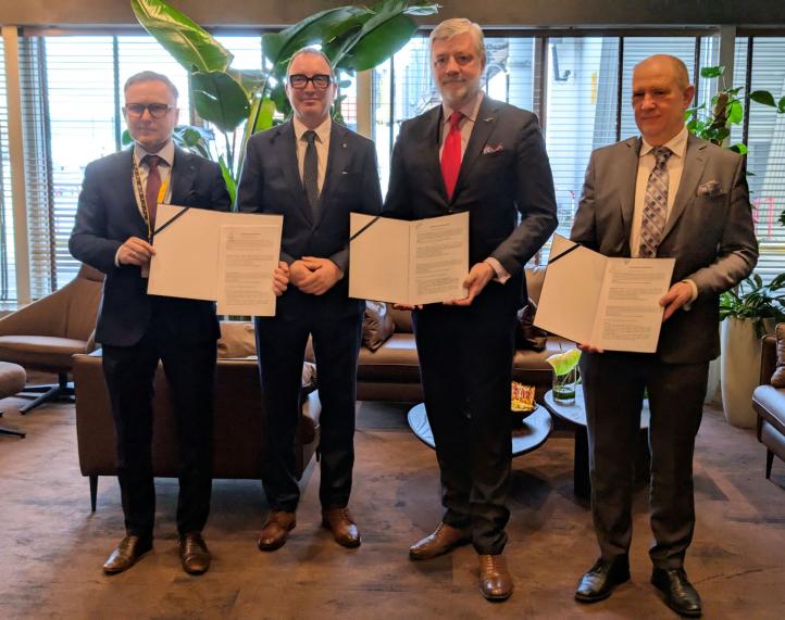 Polskie Porty Lotnicze, Centralny Port Komunikacyjny oraz Polish Airports Academy podpisały strategiczne porozumienie na rzecz rozwoju kompetencji w branży lotniczej (fot. PPL)2
