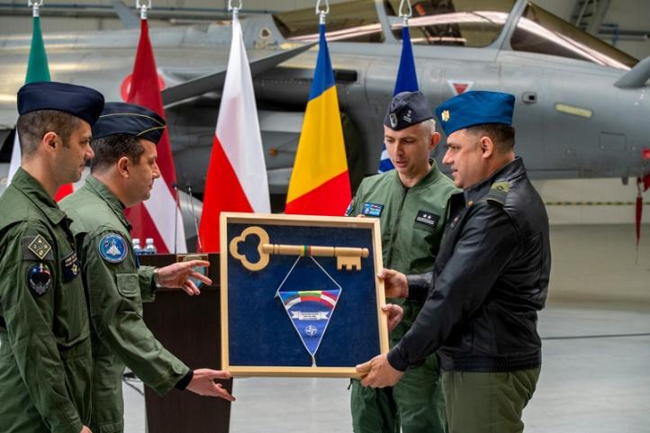 Przekazanie 'klucza do przestrzeni powietrznej' Litwy, Łotwy i Estonii (fot. 32 BLT)