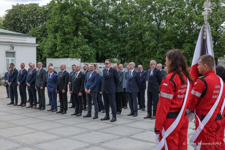 Belweder - odznaczenia dla pracowników Lotniczego Pogotowia Ratunkowego (fot. Marek Borawski, KPRP)2 Belweder - odznaczenia dla pracowników Lotniczego Pogotowia Ratunkowego (fot. Marek Borawski, KPRP)2