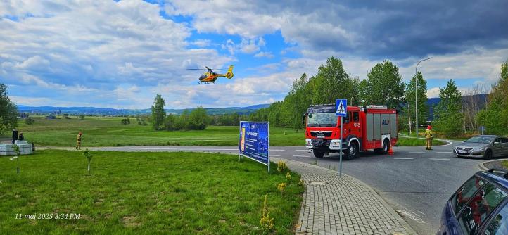 Miejsce wypadku spadochroniarza w Nowym Targu (fot. Komenda Powiatowa Państwowej Straży Pożarnej w Nowym Targu)2