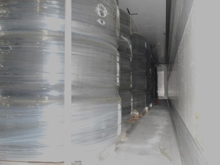 Opony do cywilnych samolotów Boeing pochodzące z przemytu (fot. Lubelski Urząd Celno-Skarbowy w Białej Podlaskiej)