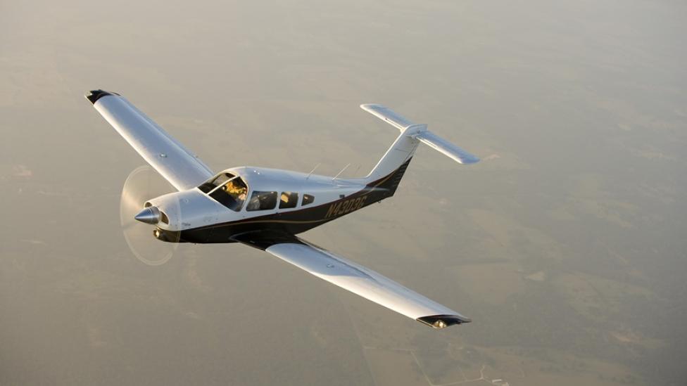Piper PA28 podczas lotu, fot. AOPA