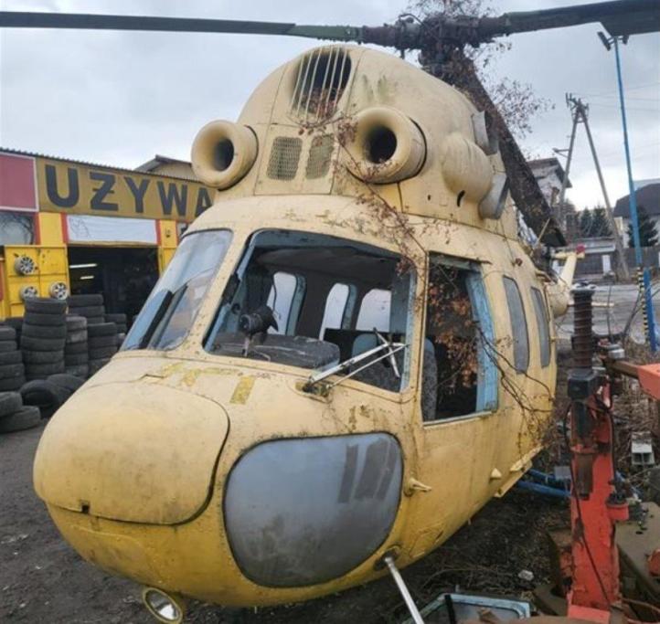 Śmigłowiec Mi-2 do renowacji (fot. Rafał Błaszczyk) Śmigłowiec Mi-2 do renowacji (fot. Rafał Błaszczyk)