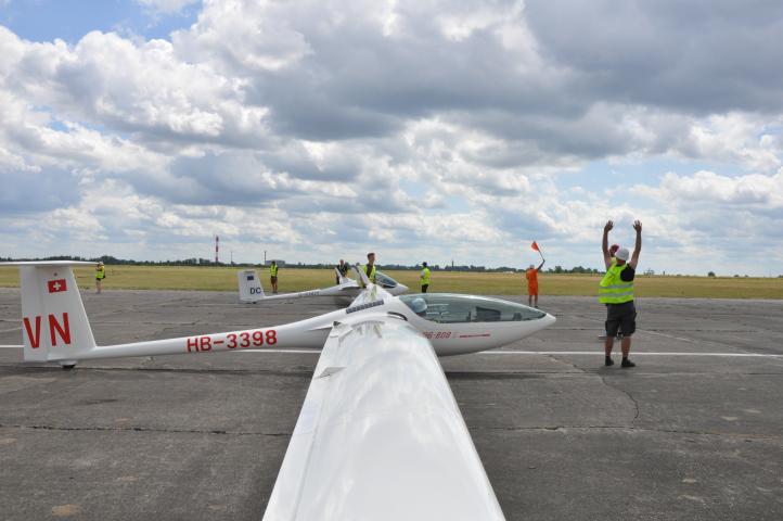 50. Szybowcowe Mistrzostwa Polski na lotnisku w Rudnikach (fot. Dagmara Klecha i Maciej Wawrzyniak)