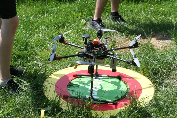 Dron AKL Politechniki Wrocławskiej na Droniada Challenge 2025 (fot. Politechnika Wrocławska)4