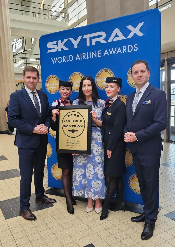 Polskie Linie Lotnicze LOT z czterema gwiazdkami SKYTRAX World Airline Rating (fot. PLL LOT)2