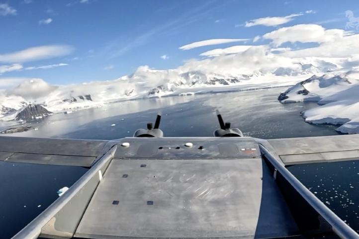 Dron Windracers ULTRA w locie w rejonie Antarktydy (fot. Windracers)2