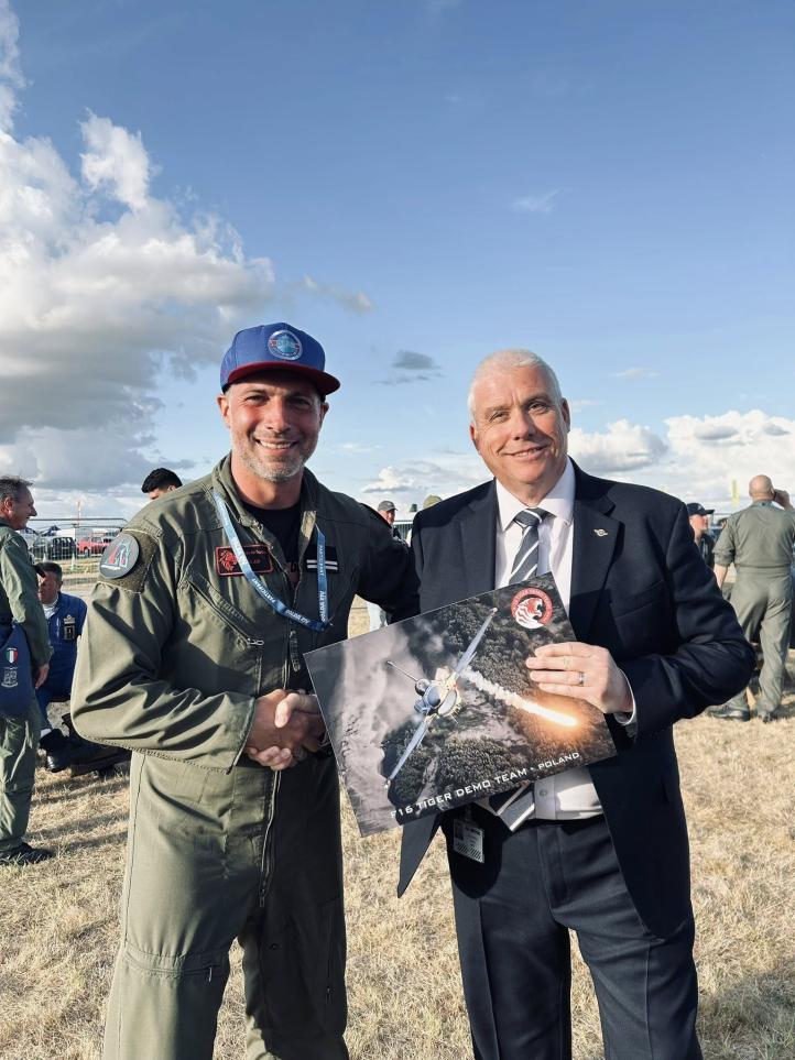 F-16 Tiger Demo Team Poland został uhonorowany nagrodą „As The Crow Flies” Trophy, fot. F-16 Tiger Demo Team Poland