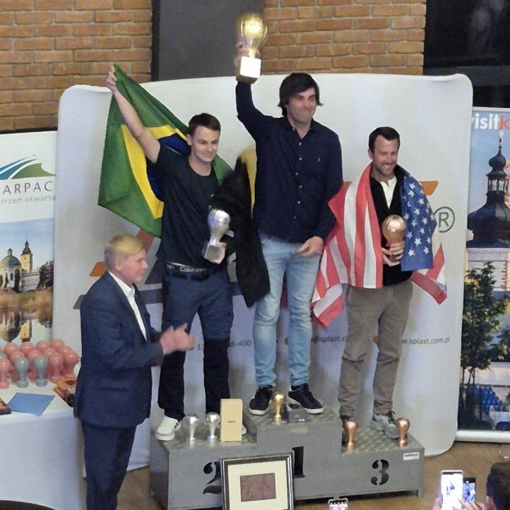 XXV Górskie Zawody Balonowe w Krośnie - podium (fot. Balonowa Strona Nieba)