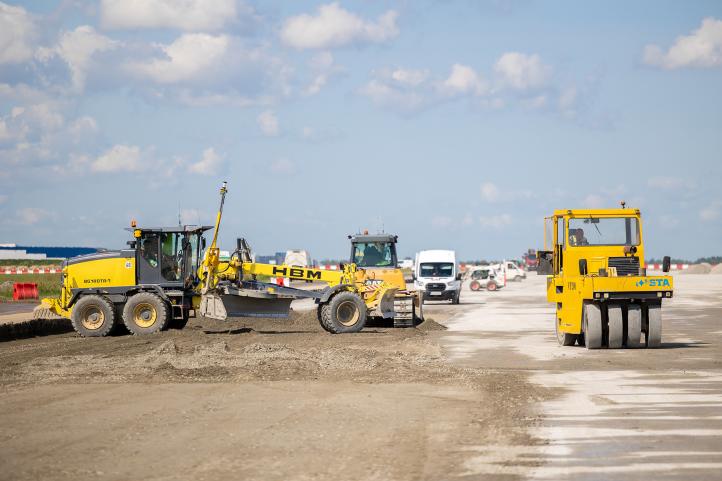 Budowa równoległej drogi kołowania na lotnisku Rzeszów-Jasionka (fot. Port Lotniczy Rzeszów-Jasionka)2