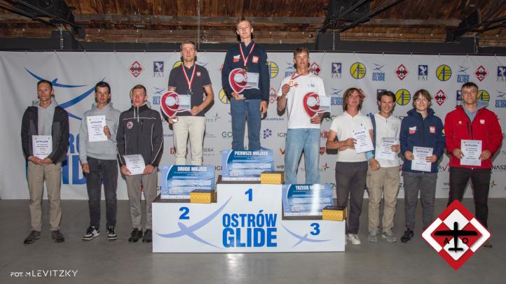 SMPJ w klasie Standard - podium polskich pilotów (fot. M. Levitzky)