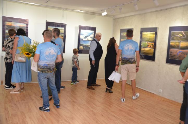 Wernisaż wystawy 'Piękna nasza Polska cała' (fot. Powiatowy Instytut Kultury)3