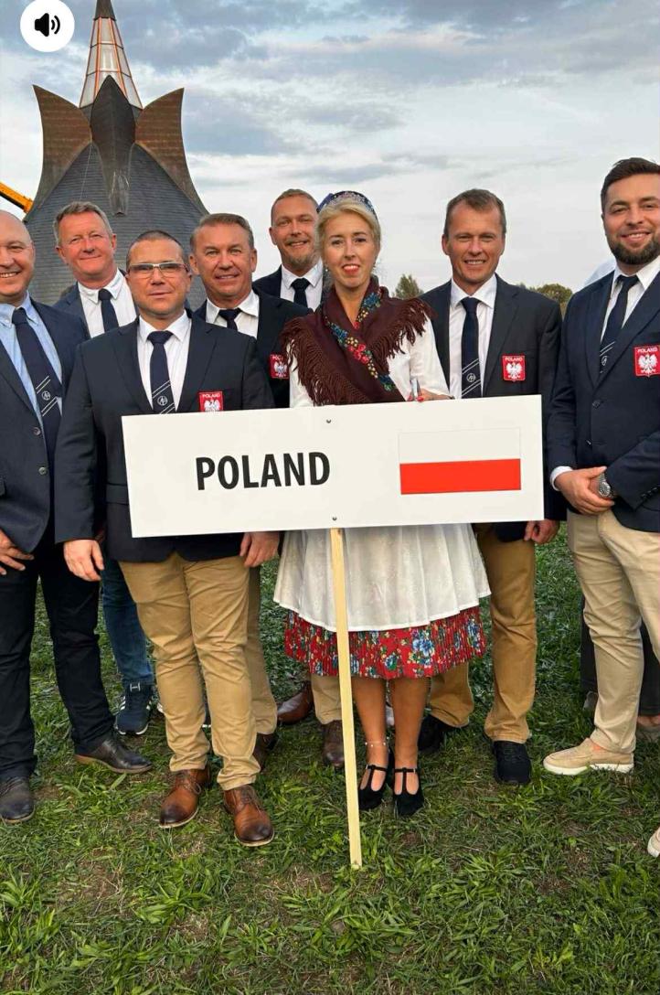 16 Mistrzostwa Świata w Akrobacji Samolotowej w klasie Advanced na Węgrzech, fot. Robert Zawada