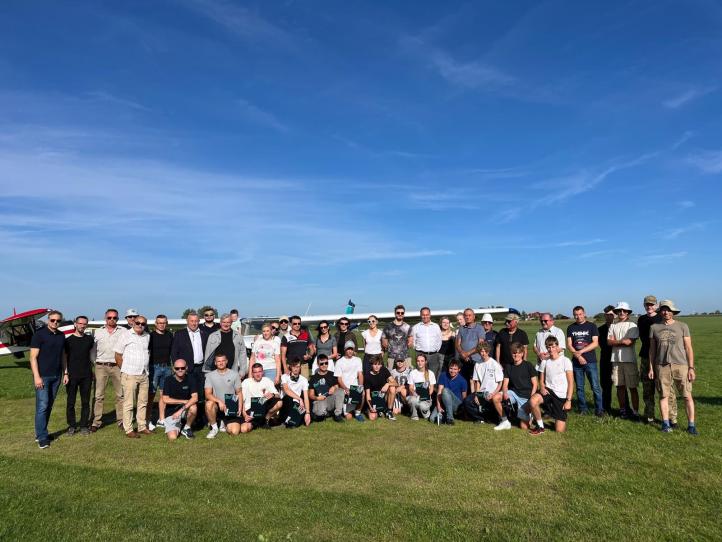 Uczestnicy szkolenia w Aeroklubie Kujawskim (fot. Łukasz Głamowski)