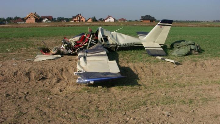Wypadek samolotu ultralekkiego Tomark k.Nysy, fot. PKBWL