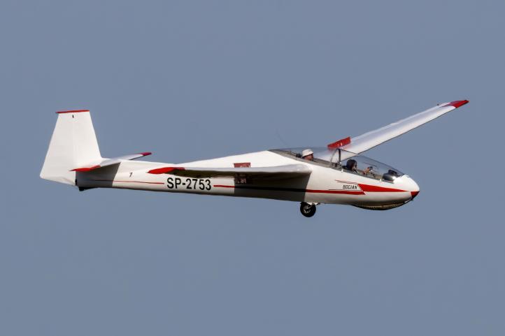 XXXV Zawody Szybowcowe na Celność Lądowania im. Pelagii Majewskiej, fot. Aeroklub Warszawski XXXV Zawody Szybowcowe na Celność Lądowania im. Pelagii Majewskiej, fot. Aeroklub Warszawski