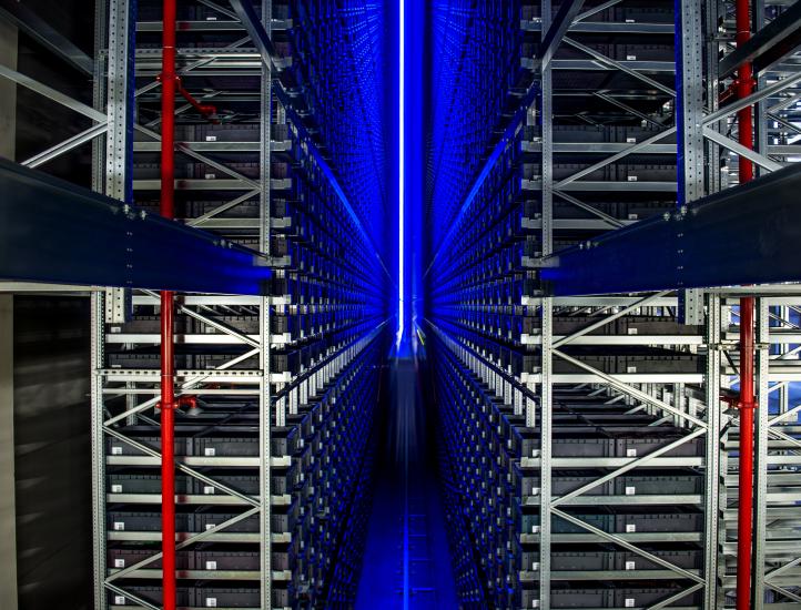 Magazyn wysokiego składowania - Centrum Logistyczne TME w Łodzi, fot. Kagero