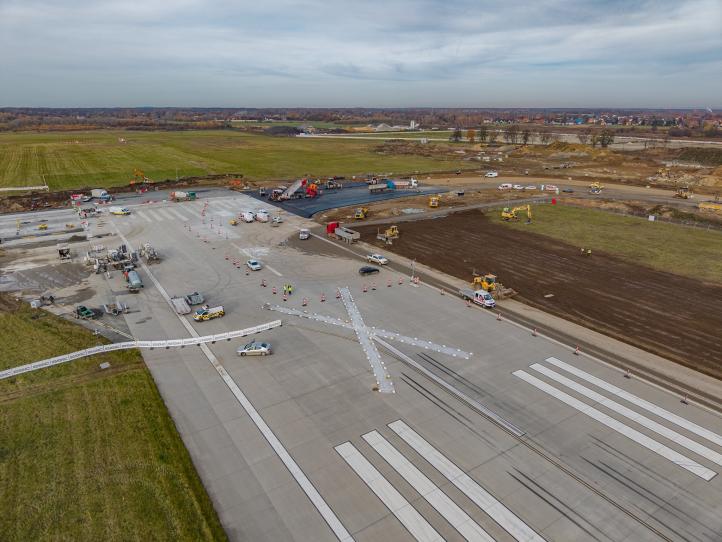 Prace na wrocławskim lotnisku (fot. Port Lotniczy Wrocław)2