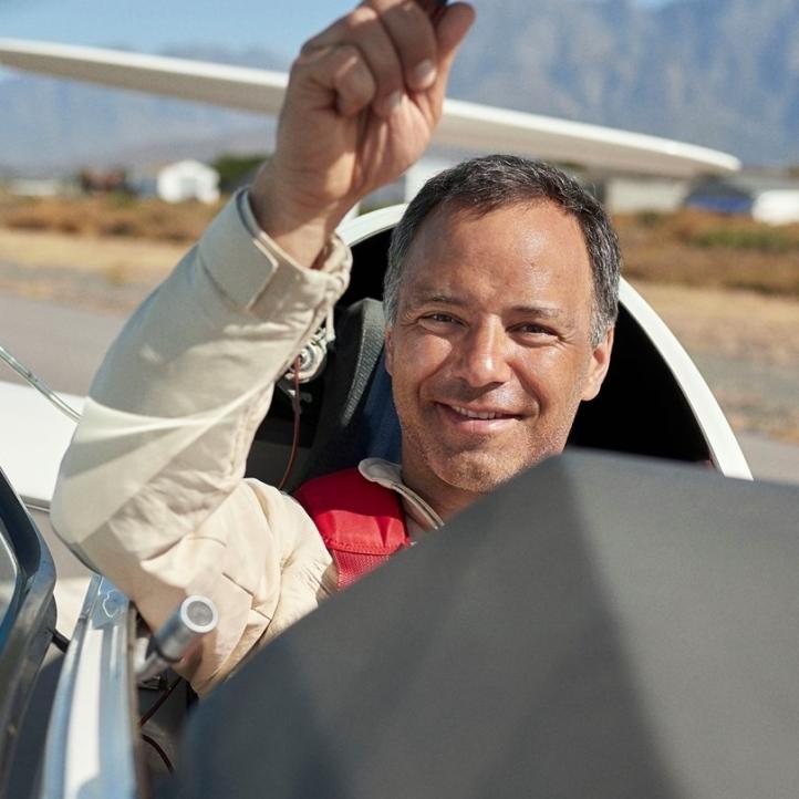 Sebastian Kawa w szybowcu (fot. Sebastian Kawa, Facebook)