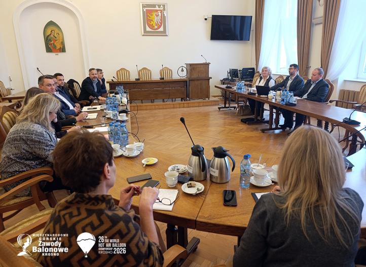 Spotkanie w Urzędzie Miasta Krosna dotyczące XXVI Balonowych Mistrzostw Świata (fot. gorskie-zawody-balonowe.pl)