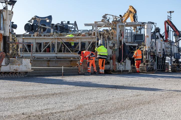 II etap budowy równoległej drogi kołowania w Porcie Lotniczym Rzeszów-Jasionka (fot. Port Lotniczy Rzeszów-Jasionka)2