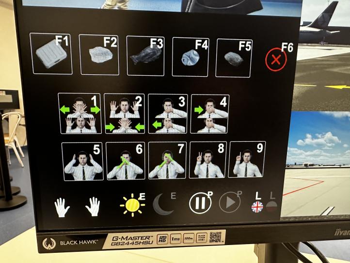 BCU SL w Radomiu. Symulator VR pracy Marszałka