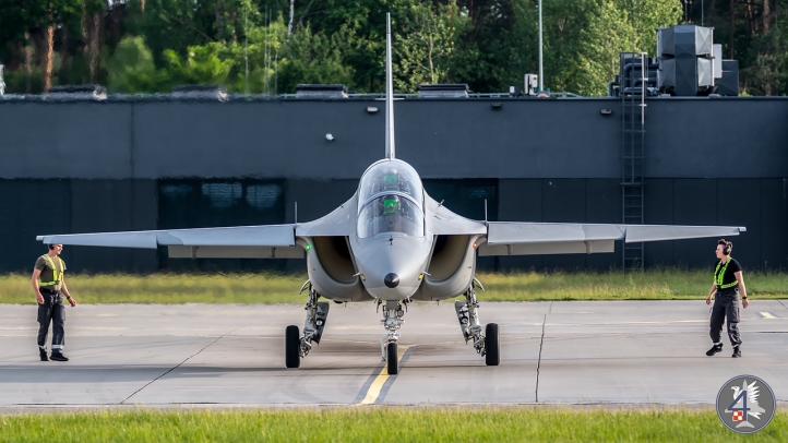 M346 Bielik polskich sił powietrznych, fot. 4 Skrzydło Lotnictwa Szkolnego