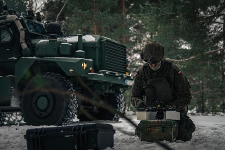 Szkolenie dla operatorów dronów (fot. Łukasz Kermel)2