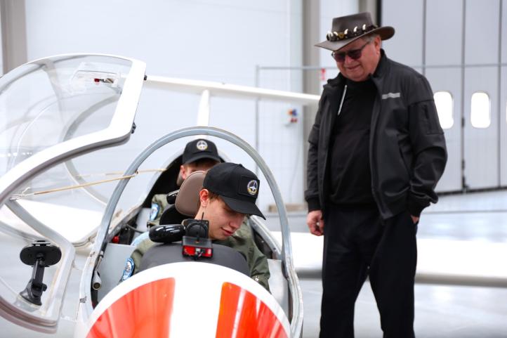 Szybowiec Grob G103 Twin Astir Trainer oddany do dyspozycji mieleckiej klasy lotniczej (fot. UM Mielec)3