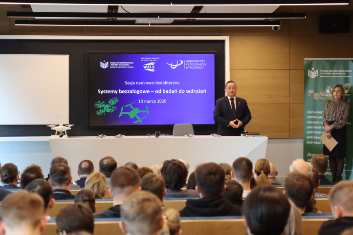Współpraca UPP i WZL Nr 2 ws. technologii bezzałogowych (fot. Uniwersytet Przyrodniczy w Poznaniu)4