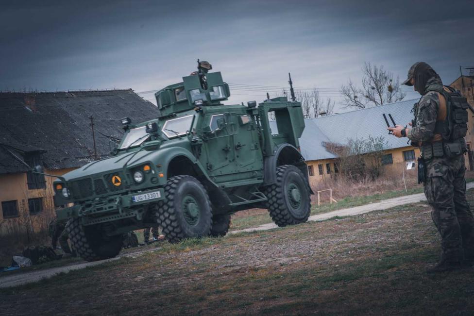 Ćwiczą i budują drony w 17 WBZ (fot. Łukasz Kermel)2