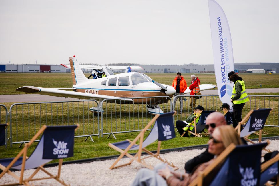 Widok z terenu przy Domku Pilota na Lotnisku Mielec (fot. Lotnisko Mielec)