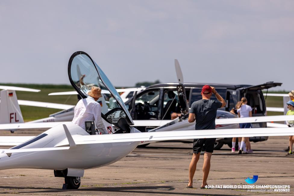 40. Szybowcowe Mistrzostwa Świata FAI - przed startem (fot. 40th World Gliding Championships with Avionic)