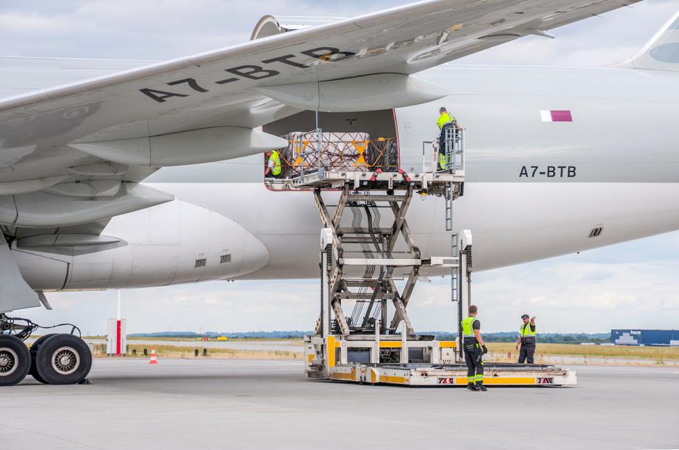 B777-200 Freighter Qatar Airways Cargo na lotnisku w Jasionce (fot. Port Lotniczy Rzeszów-Jasionka)4