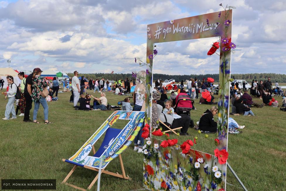 XII Rodzinny Piknik Lotniczy w Gryźlinach (fot. Starostwo Powiatowe w Olsztynie)4