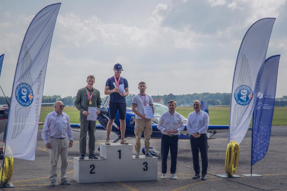 60. Mistrzostwa Polski w Akrobacji Samolotowej - podium klasie Intermediate (fot. Aeroklub Gdański)