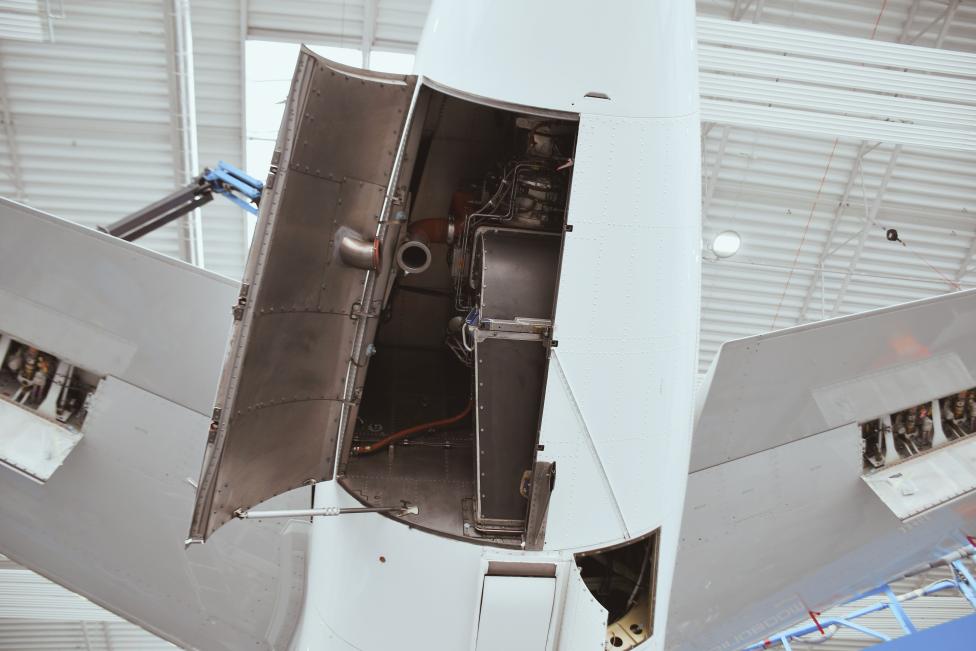 Obsługa samolotu pasażerskiego (fot. LS Technics)2