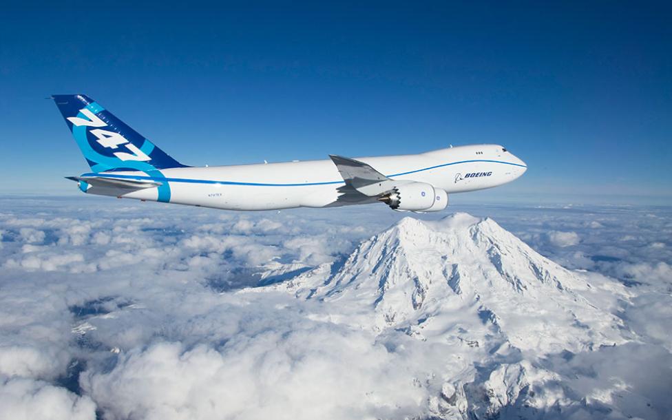 B747-8 Freighter - pierwszy lot (fot. boeing.com)