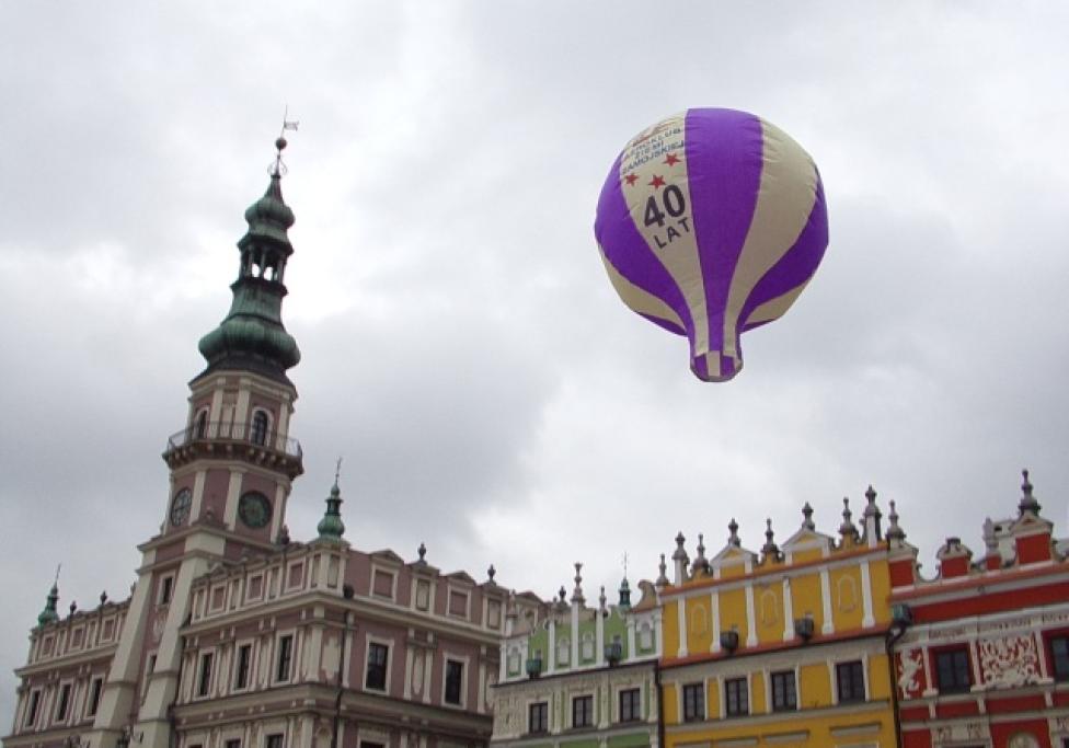 Wiosenne modelarskie zawody balonowe w Zamościu (fot. aeroklubzamosc.pl)