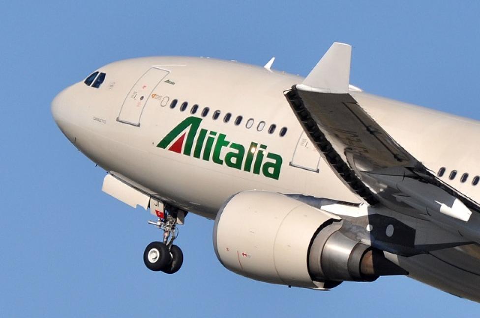 A330 należący do linii Alitalia, fot. loyalty lobby