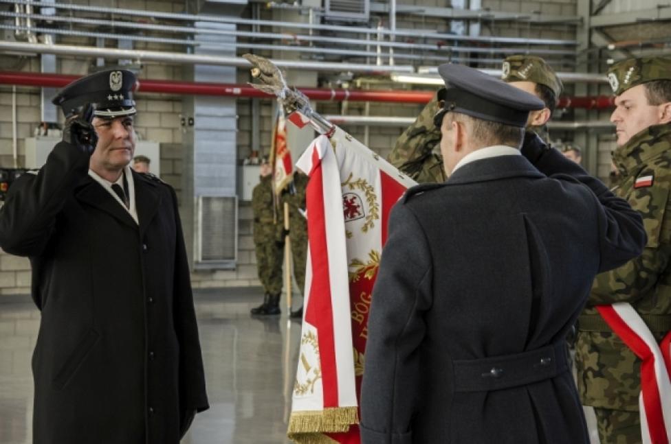 Ceremonia przekazania obowiazków dowódcy 1.SLT (fot. st. chor. szt. Robert Skowron)