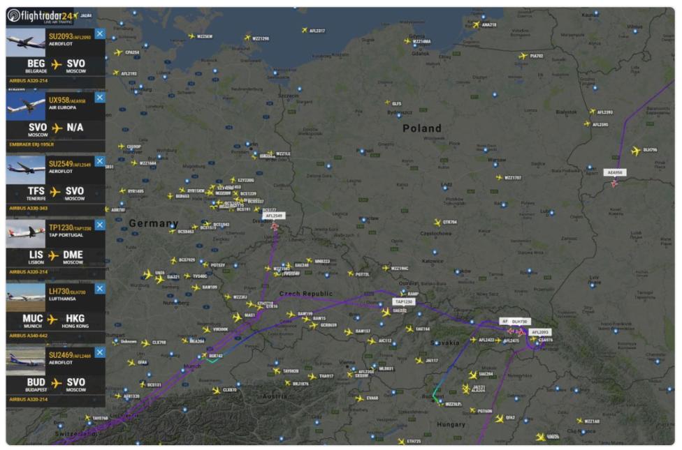 Polska przestrzeń powietrzna 16 grudnia, źródło: Flightradar24
