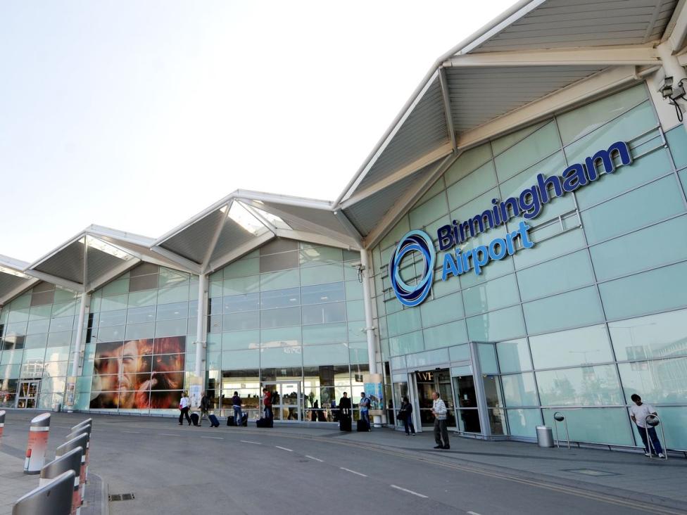 Terminal lotniska w Birmingham, fot. Coventry Telegraph
