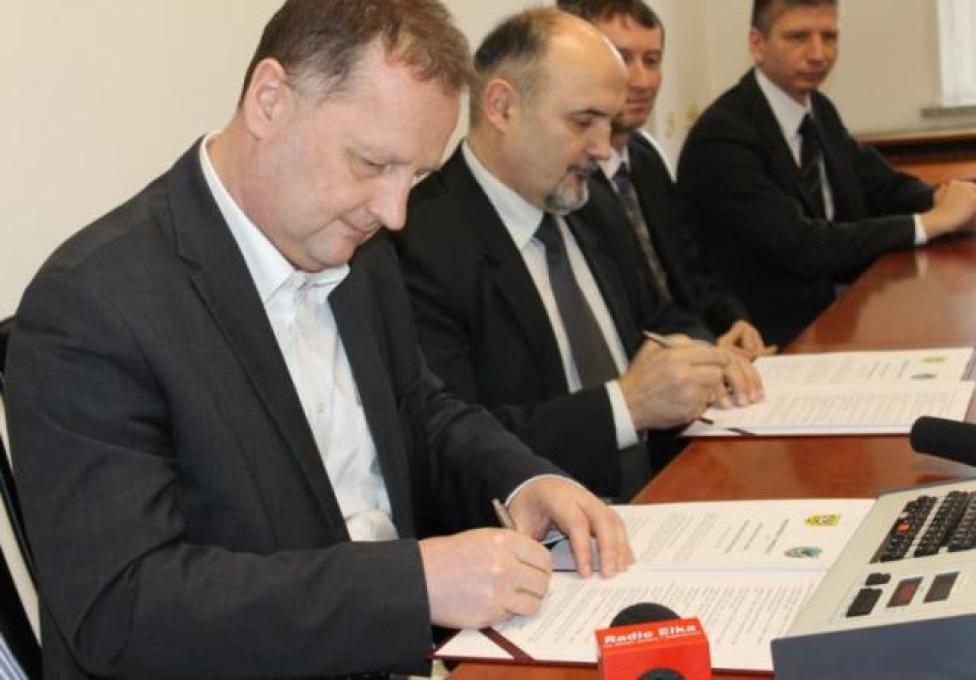 Lubin: Miasto podpisało umowę z lotniskiem