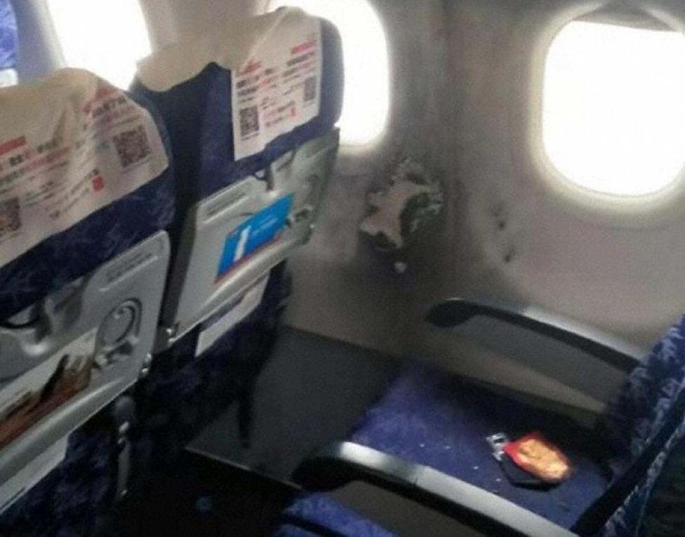 Pożar akumulatora na pokładzie A320 China Eastern, fot. avherald.com