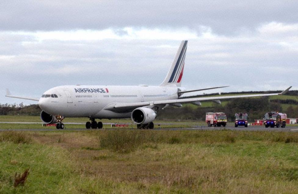A332 Air France po lądowaniu w Shannon, fot. avherald.com